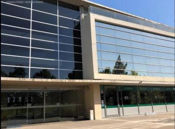 Oficina comercial · 80m² · 1 Cochera · Oficina en Venta en Pilar, G. B. a. Zona Norte, Argentina