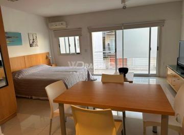 Departamento de 1 ambiente, San Telmo · Amplio, Moderno y Luminoso Mono Ambiente con Balcón