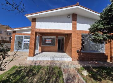Casa de 6 ambientes, Villa Carlos Paz · Casa + Departamento