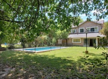 Casa · 200m² · 5 Ambientes · Casa en Country St Thomas Norte Canning