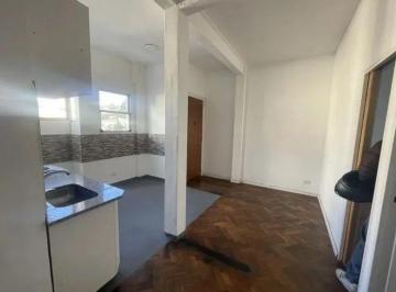 FRC-FRC-7573_2 · Av Hipólito Yrigoyen 4100 Almagro 3amb U$82.000