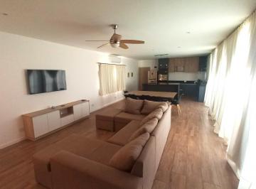 Casa · 128m² · 4 Ambientes · 2 Cocheras · Casa en Pinares del Sur