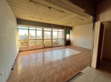 Departamento · 86m² · 2 Dormitorios · Oficina o Departamento Frente a Plaza 25 de Mayo!