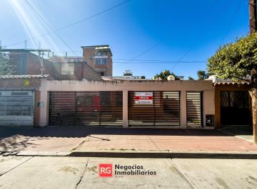 Casa de 5 ambientes, Salta · Casa en Venta en Macrocentro