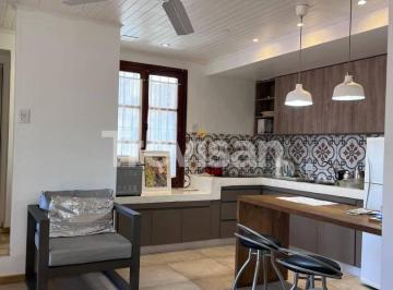 TRV-TRV-453_2 · Casa 3 Dorm.. | Fleming