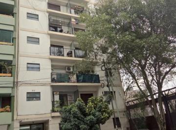 Departamento de 3 ambientes, Caballito · 100 m Pque Rivadavia, en un Oasis, 3 Amplios Amb Confte Amplio Balcon "Vealo!