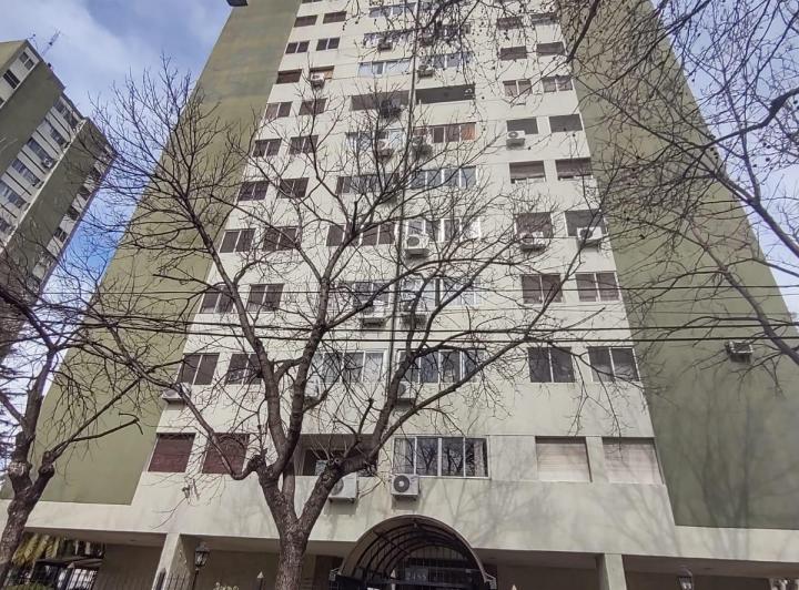 Venta Departamento 3 Ambientes con Balcón y Lavadero