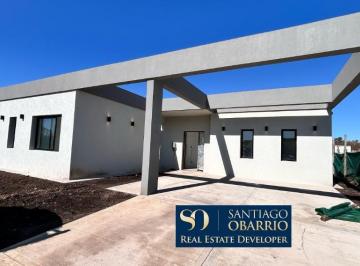 Casa · 173m² · 4 Ambientes · 2 Cocheras · Venta Casa Luminosa y Moderna en Medal Pilar - a Estrenar