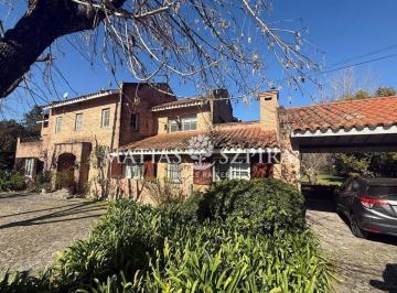 Casa · 440m² · 5 Ambientes · 2 Cocheras · Casa 5 Ambientes Praderas San Ignacio