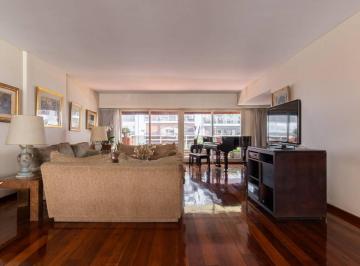 Departamento · 289m² · 5 Ambientes · 2 Cocheras · Av Quintana y Ayacucho
