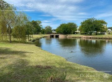 Terreno · 732m² · Lote Al Agua en Venta Fincas de Hudson