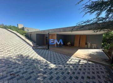 ANM-ANM-23_2 · Vendo Casa a Estrenar - Desarrollada en Una Sola Planta con Patio - La Cuesta
