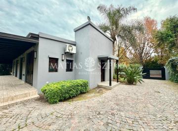 Casa · 200m² · 4 Ambientes · 3 Cocheras · Venta 4 Ambientes Parque Leloir