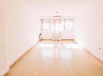 Departamento de 3 ambientes, Bahía Blanca · Departamento de 3 Dorm. en Venta - Pueyrredon 5