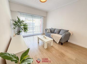 Departamento · 80m² · 2 Dormitorios · 1 Cochera · 3 Ambientes a La Calle. San Luis y Moreno.