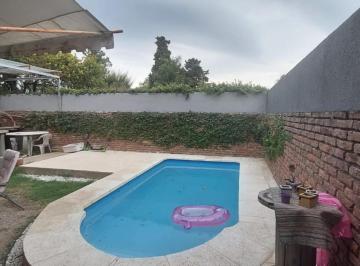 Casa · 100m² · 4 Ambientes · 1 Cochera · Casa en Venta 4 Ambientes Don Torcuato