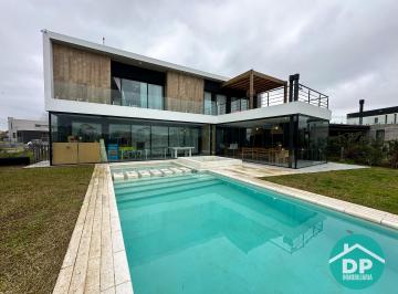 Casa de 6 ambientes, Ezeiza · Hermosa Casa con Fondo Al Lago en Terralagos - Canning