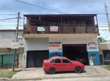 Casa · 150m² · 5 Ambientes · 1 Cochera · Casa en Planta Alta Mas Local, Premoldeada, y Garaje, con Amplio Lote a m de Muñoz