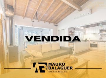 Casa · 120m² · 3 Ambientes · 2 Cocheras · Casa en Ciudad Evita - 2 Dorm. - Impecable - Apto Credito