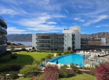 Departamento de 4 ambientes, Villa Parque Siquiman · Venta: Departamento - 2 Dorm. - Pileta y Bajada Náutica - Veneto Village