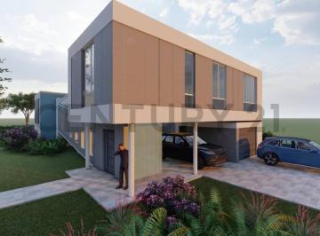 Casa · 295m² · 4 Ambientes · 2 Cocheras · Venta Casa en Construccion a Terminar - Club de Campo Cruz del Sur - San Vicente