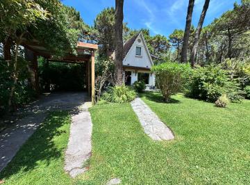 Casa de 3 ambientes, Pinamar · Casa Estilo Cabaña en Pinamar Norte Max 3 Pax