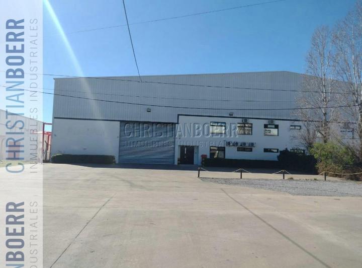 Bodega-Galpón · 1500m² · 3 Ambientes
