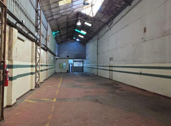 Bodega-Galpón · 440m²