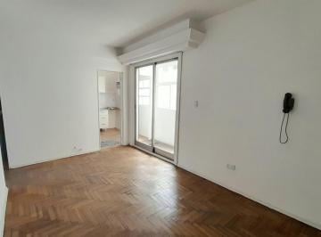 Oficina comercial · 58m² · 3 Ambientes · Vicente López - Departamento 3 Amb Al Frente con Balcón Corrido. Apto Profesional!