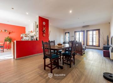 Comedor · Venta | Permuta - Casa de 3 Dorm., Patio y Cochera - Matheu, Rosario. Apto Crédito.
