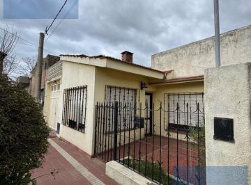 Casa · 160m² · 5 Ambientes · 1 Cochera · Casa - Saladillo