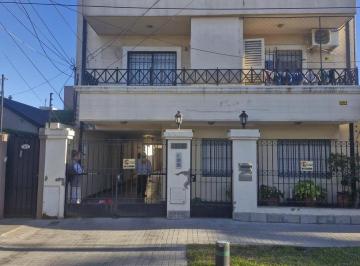 Departamento · 60m² · 3 Ambientes · Depto. en Duplex 3 Amb. en Ramos Mejia