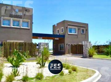 Terreno · 800m² · Venta de Lote en Barrio Privado Cruz del Sur San Vicente.