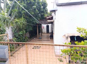 Casa · 100m² · 3 Dormitorios · Propiedad Multifamiliar