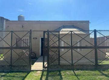 Casa de 3 ambientes, San Vicente · Casa - Venta - San Vicente