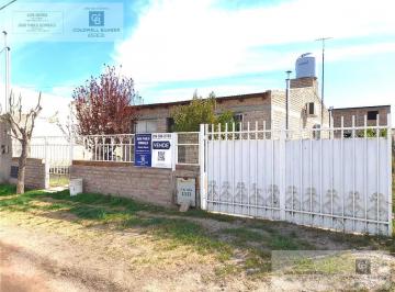 Casa · 140m² · 2 Ambientes · Casa