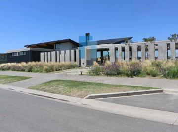 Terreno · 528m² · Lote Interno