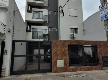 Departamento de 2 ambientes, Morón · Moderno Depto. de 2 Ambientes de 49 m² a 2 Cuadras de La Estación