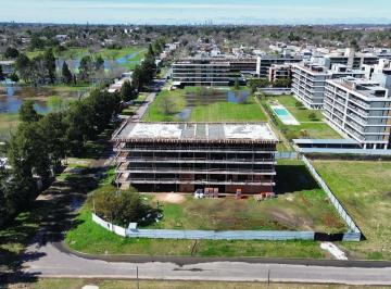 Departamento · 50m² · 2 Ambientes · 1 Cochera · Departamento de 1 Dormitorio con Cochera + Amenities | Financiación en Fisherton Tierra Nueva