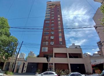 Departamento de 5 ambientes, Lanús · Venta Exclusivo Piso de 5 Amb. con 2 Coch. en Pleno Lanusita... Algo Realmente Diferente!