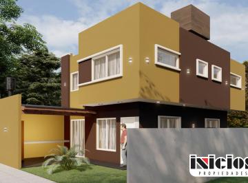 Casa de 3 ambientes, Costa Azul · Dúplex: Moreno N° 690 Esq. Av Tucumán - Costa Azul - C830