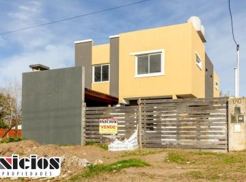 Casa de 3 ambientes, Costa Azul · Dúplex: Moreno N° 690 Esq. Av Tucumán - Costa Azul - C830