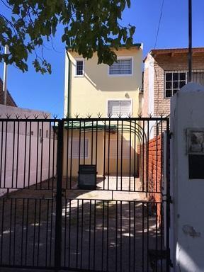 Casa · 106m² · 3 Ambientes · 2 Cocheras
