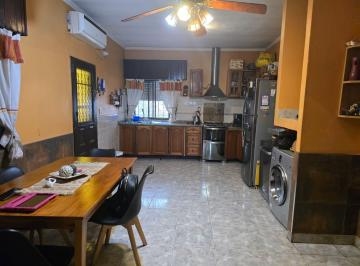 Casa de 4 ambientes, Merlo · Casa