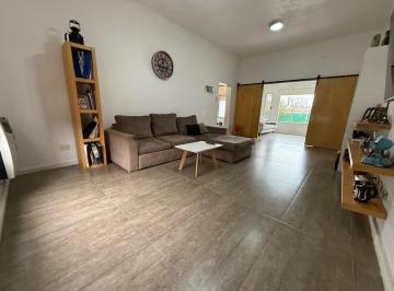 Casa · 104m² · 5 Ambientes · 2 Cocheras · Venta Casa 2 Dorm. en El Molino, Roldan