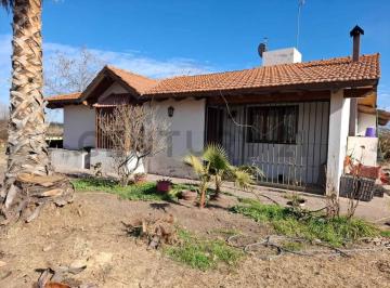 Bodega-Galpón · 80m² · 4 Ambientes · 2 Cocheras · Venta de Galpón y Casa en Colonia Segovia Guaymallén