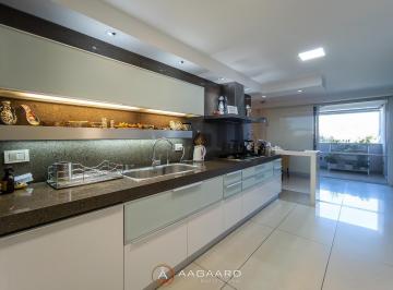 Departamento · 300m² · Departamento en Village Plaza