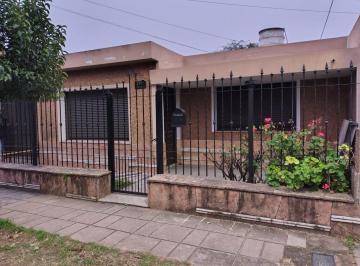 Casa de 2 ambientes, Córdoba · Se Vende Casa en Barrio Juan Xxiii Cerca de Ruta 20!