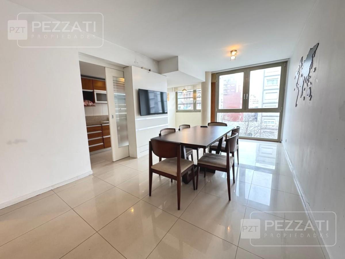 Moderno departamento de 3 ambientes ubicado a media cuadra de Plaza Mitre
