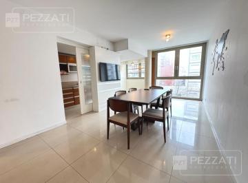 Departamento · 83m² · 3 Ambientes · 1 Cochera · 3 Amb en Venta. Z/plaza Mitre. Al Frente. Cochera. Baulera